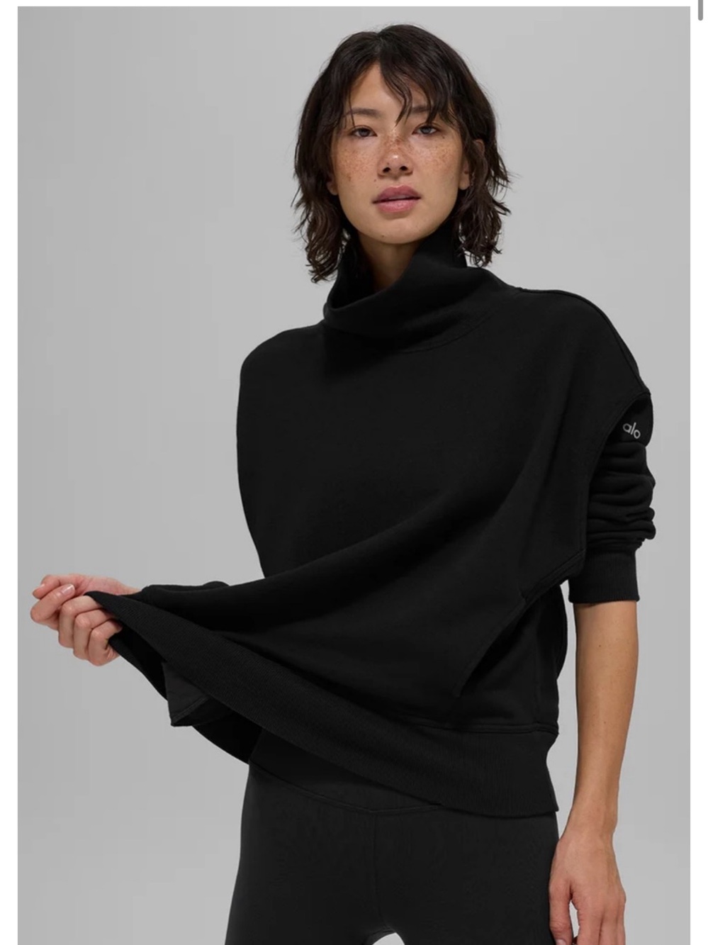 Alo Yoga Hazy Mock Neck Pullover